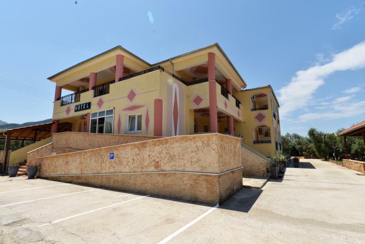 Iraklis Hotel Skala Rachoni  Exterior photo
